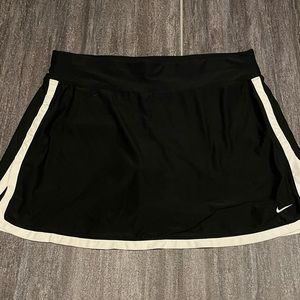 Nike tennis skirt